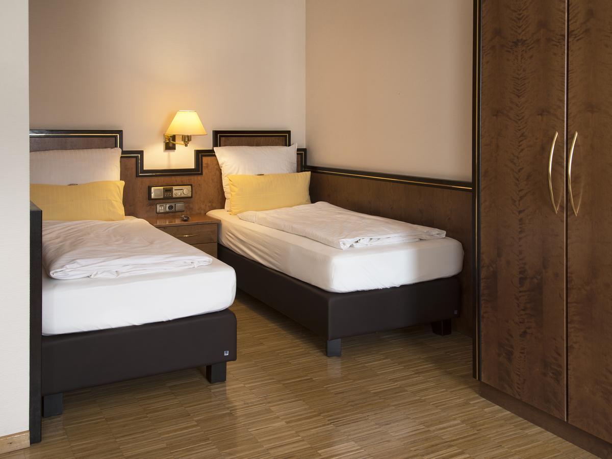 Posthaus Hotel Residenz Kronberg im Taunus Bagian luar foto